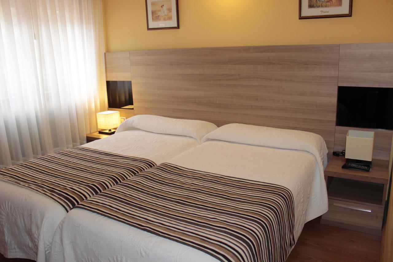 Hotel Penagrande Кангас-дель-Нарсеа Екстер'єр фото