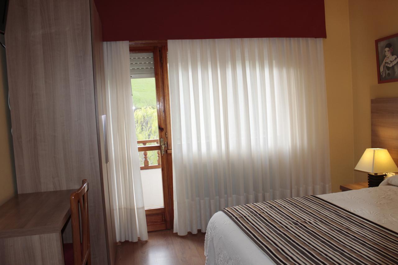 Hotel Penagrande Кангас-дель-Нарсеа Екстер'єр фото